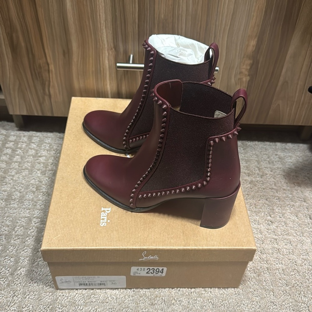 NWT Christian Louboutin calf leather bootie 36